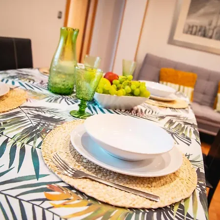 Ibericabeds Centro Gracia Apartment Granada